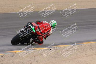 media/Dec-17-2022-SoCal Trackdays (Sat) [[224abd9271]]/Turn 10 Backside (120pm)/